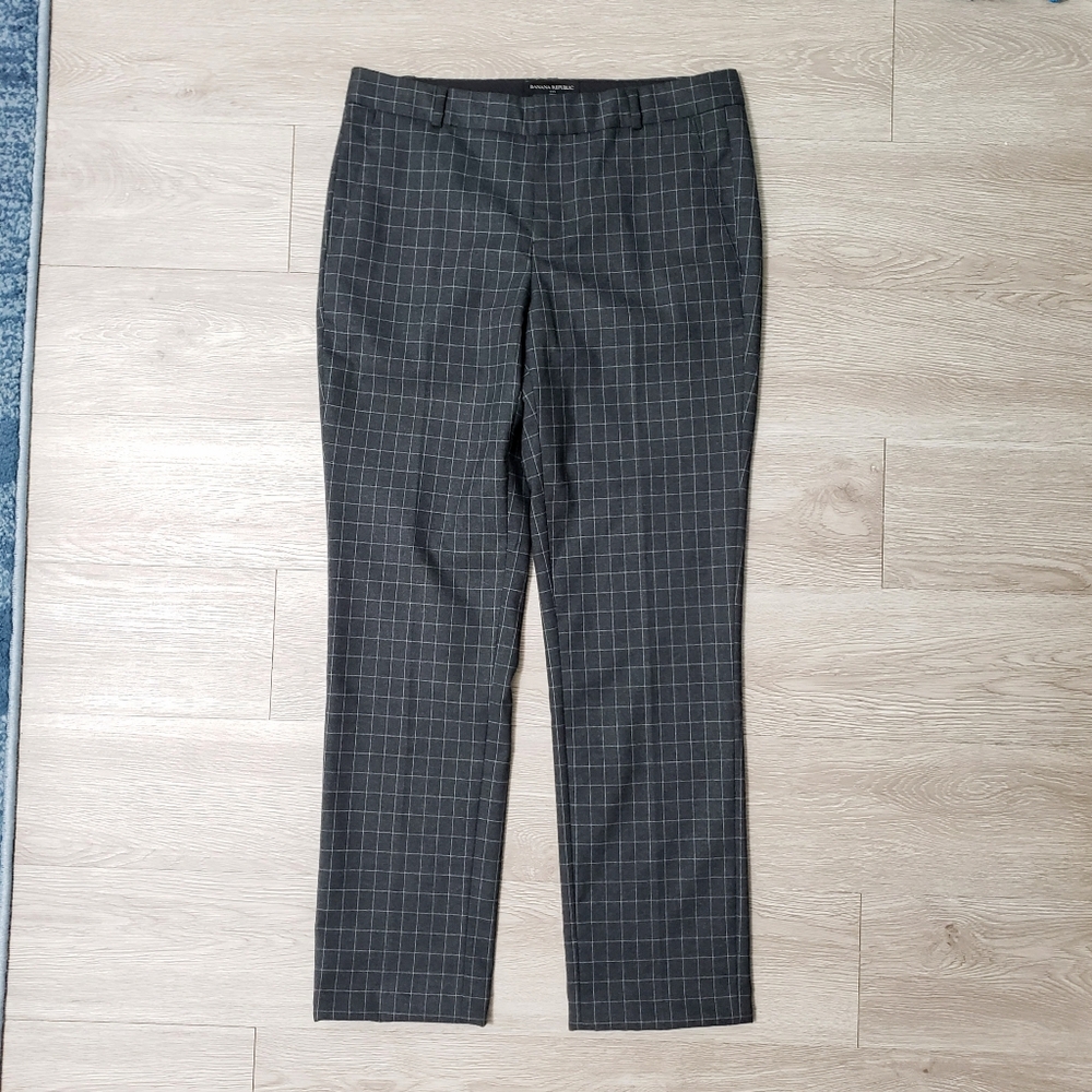 Banana Republic The Ryan size 4 grey & white windowpane career trouser office